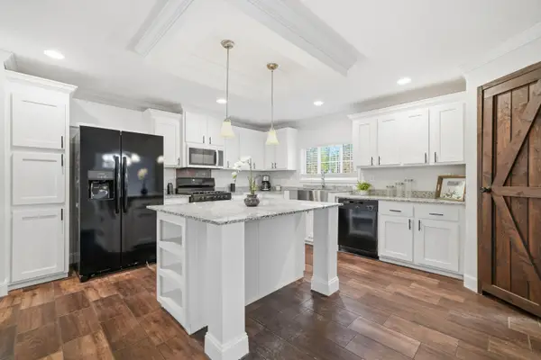 549 Shadow Lane, Freeport, FL 32439