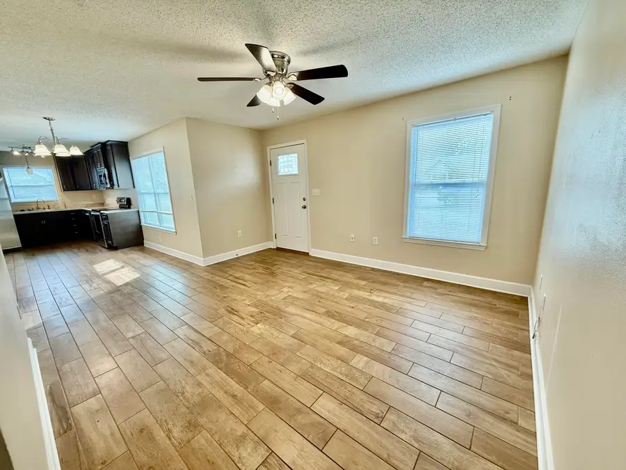 218 W Walker Circle Circle, Crestview, FL 32539 - Image #3