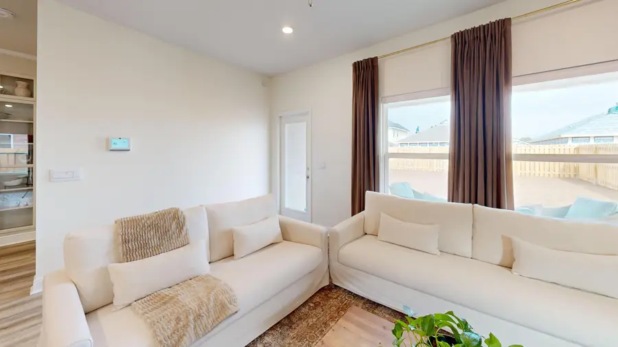 8130 Fir Tree Drive, Milton, FL 32583 - Image #2