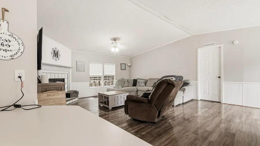 543 Cat Island Road, Defuniak Springs, FL 32433 - Image #3