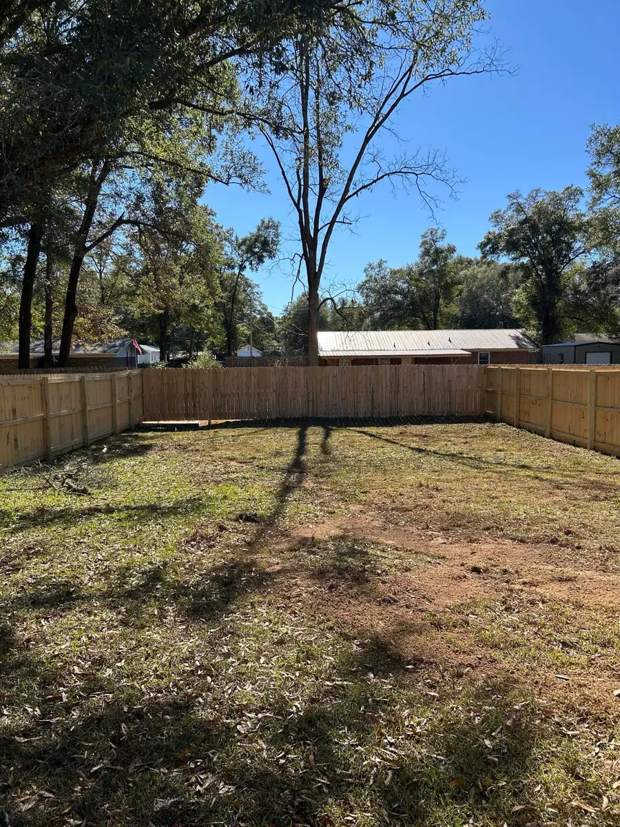 585 Brock Avenue, Crestview, FL 32539 - Image #3