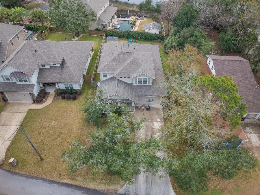 526 Cove Drive, Fort Walton Beach, FL 32547 - Image #2