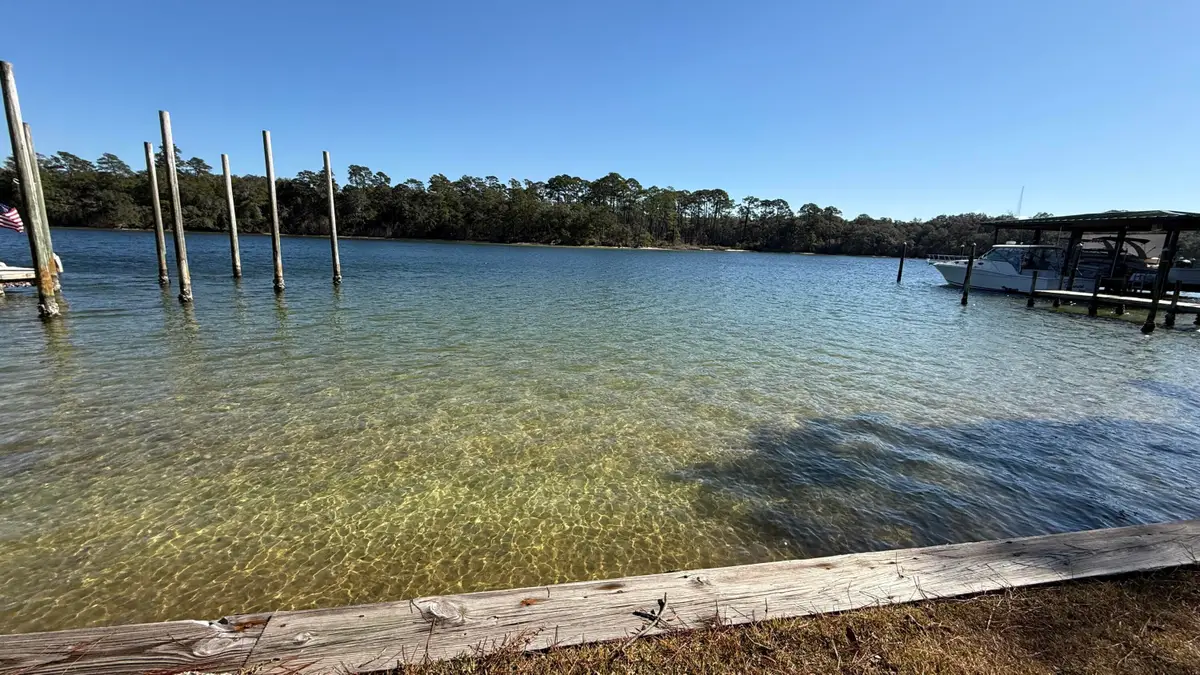 27 Poquito Road, Shalimar, FL 32579 - Image #1