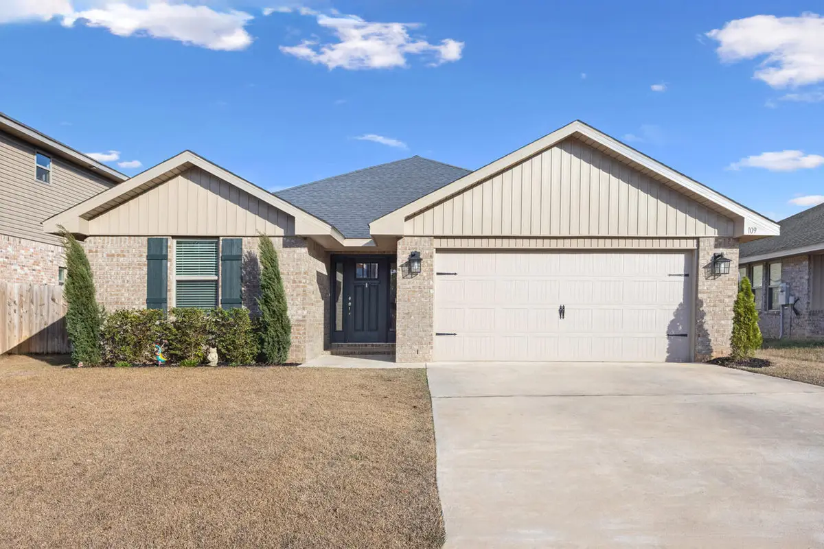 109 Ridgeway Circle, Crestview, FL 32536 - Image #1