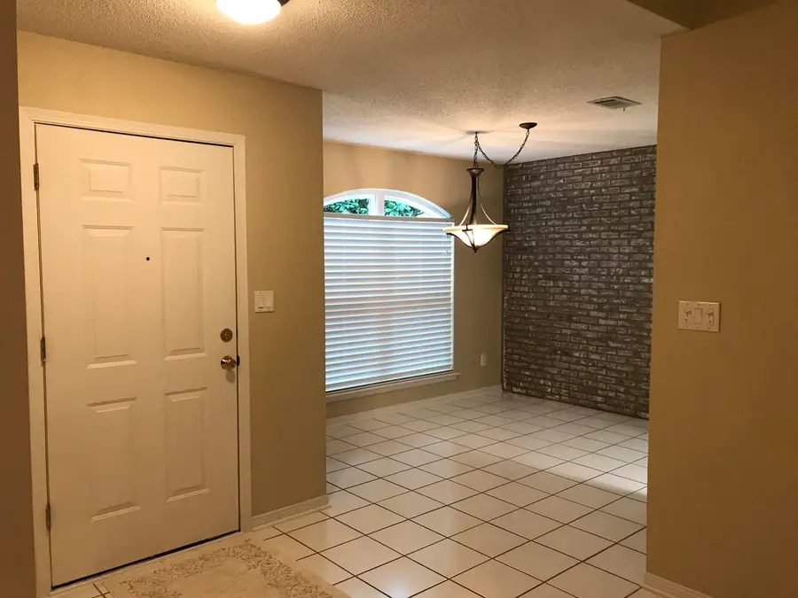 8814 Cagle Drive, Navarre, FL 32566 - Image #3