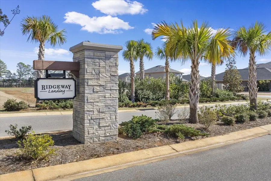 121 Ridgeway Circle, Crestview, FL 32536 - #2