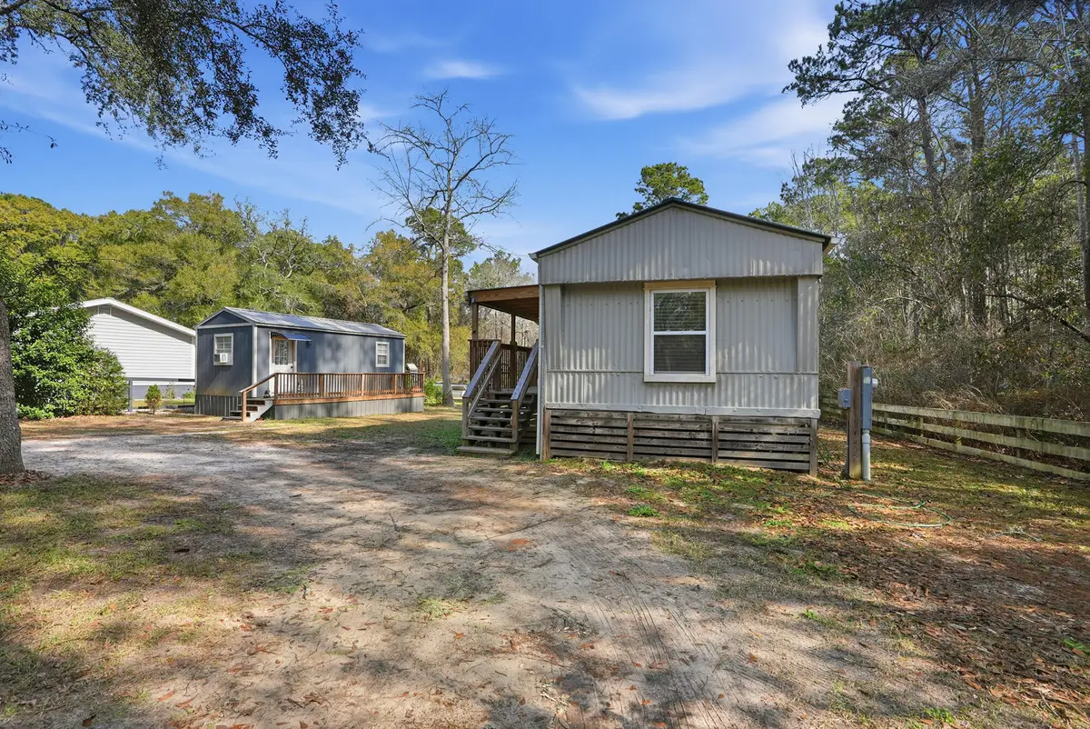 437 Black Creek Lodge Road, Freeport, FL 32439 - Image #1