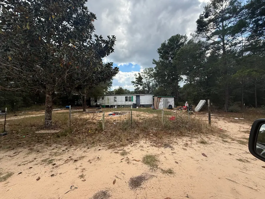 61 Juniper Avenue, Defuniak Springs, FL 32433 - Image #2