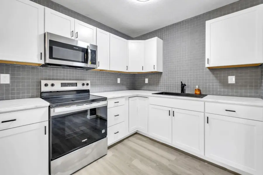 107 NW Wayne Avenue, Fort Walton Beach, FL 32548 - Image #2