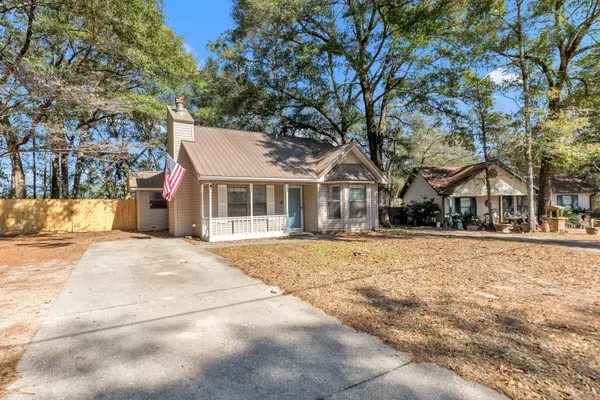 123 Beacons Bend Road, Crestview, FL 32536