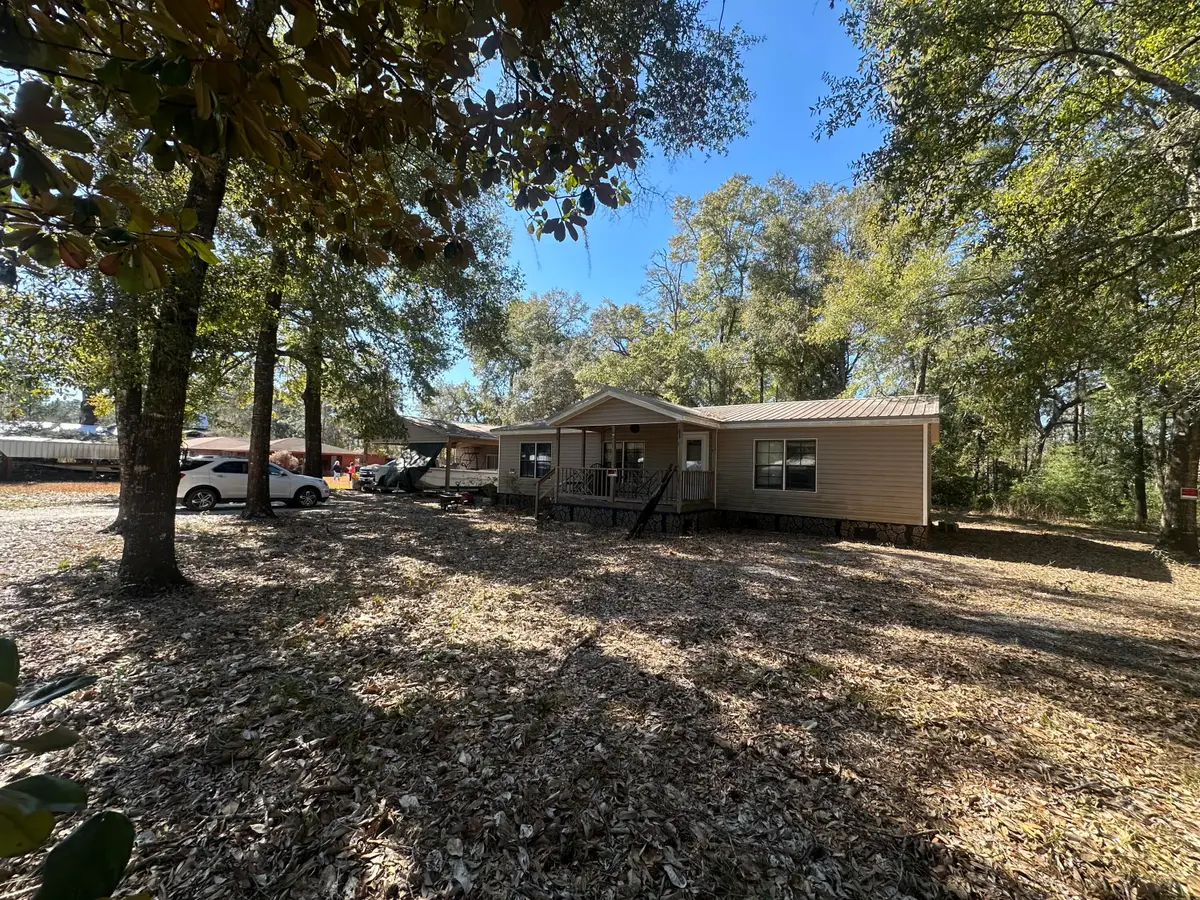 377 Laird Drive, Freeport, FL 32439 - Image #1