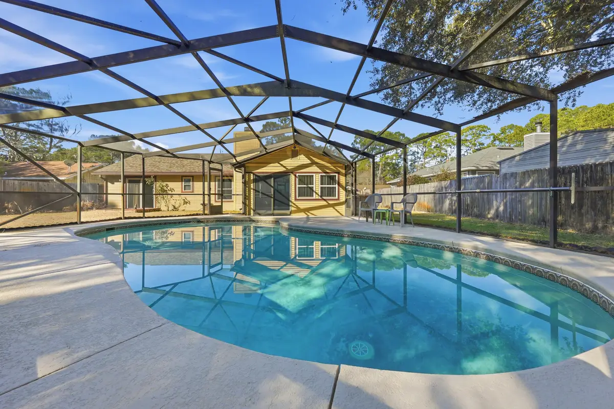 913 Nutmeg Avenue, Niceville, FL 32578 - #1