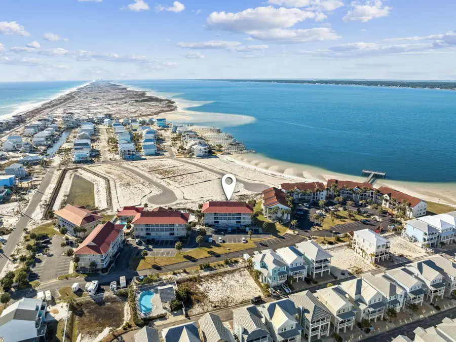 7464 Sunset Harbor Drive #APT 133, Navarre, FL 32566 - Image #3