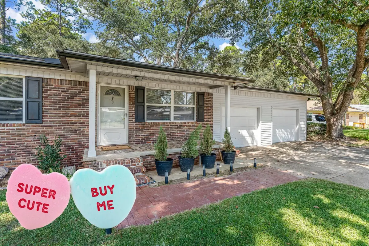 309 Cloverdale Boulevard, Fort Walton Beach, FL 32547 - #1