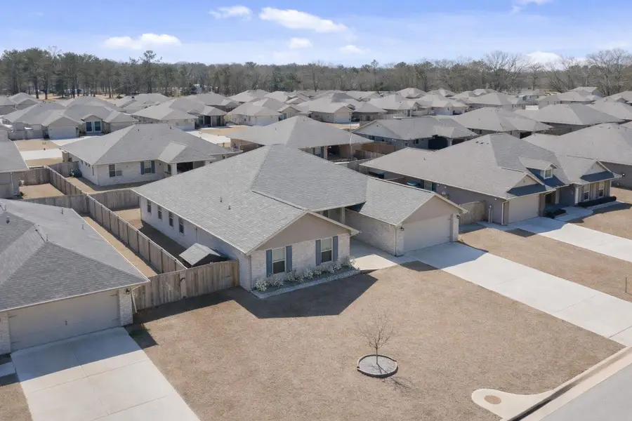 5833 Crestlake Drive, Crestview, FL 32536 - #3