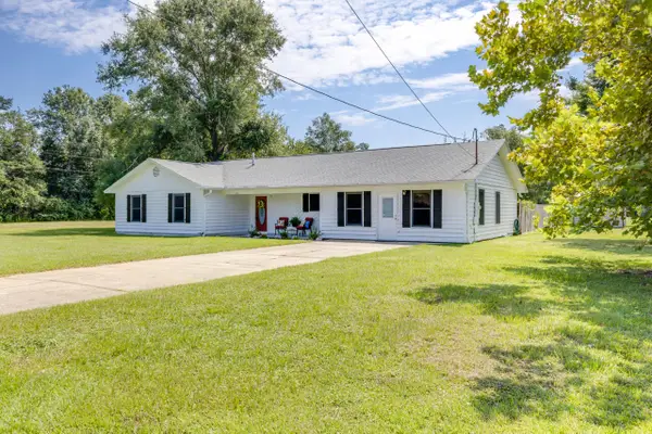 5811 Monroe Street, Baker, FL 32531