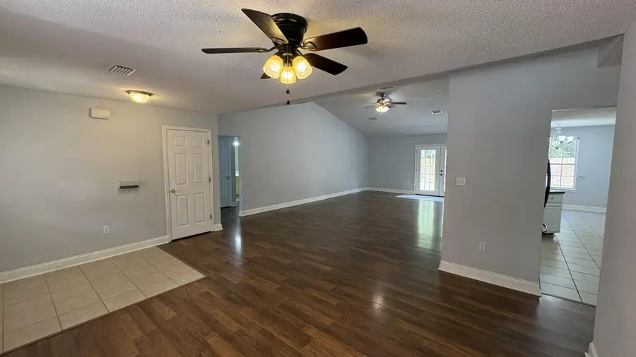 159 Conquest Avenue, Crestview, FL 32536 - #3