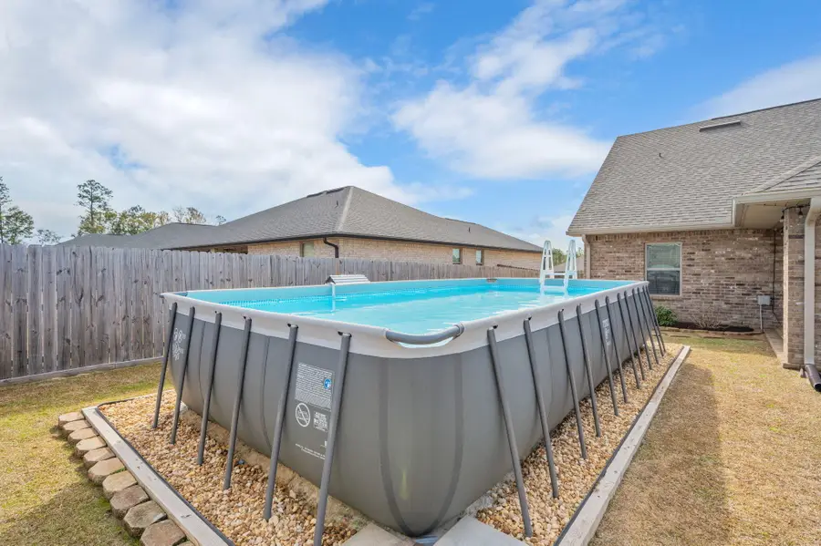 2104 Queen Street, Crestview, FL 32536 - #2