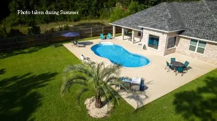 2714 Ola Broxson Road, Navarre, FL 32566