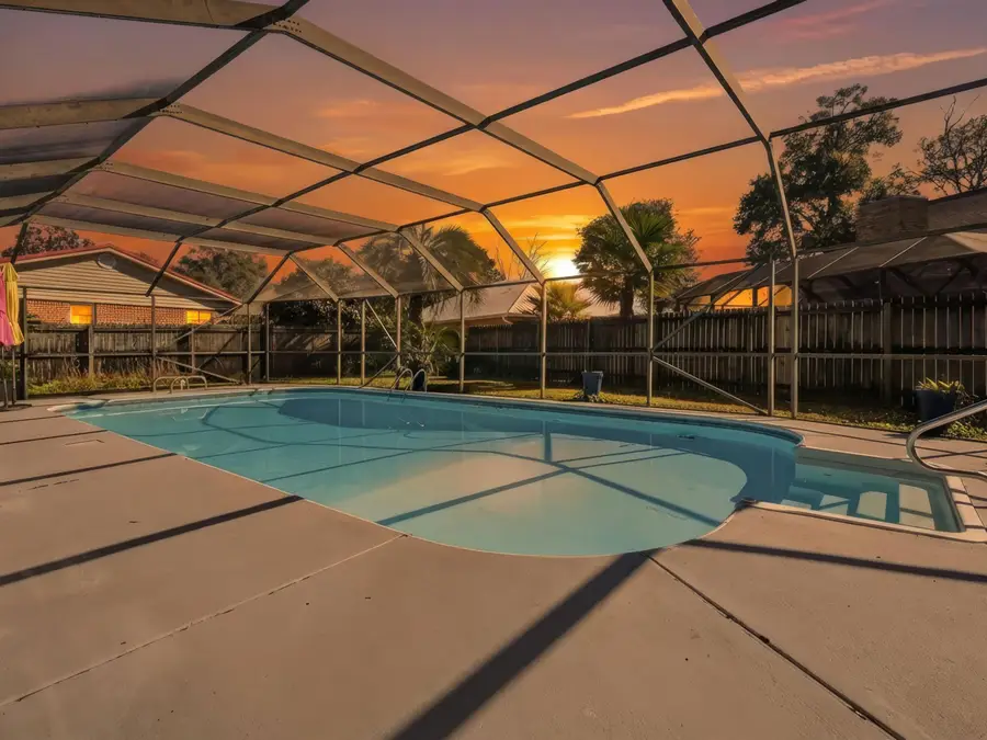 395 Jasmine Avenue, Valparaiso, FL 32580 - #2