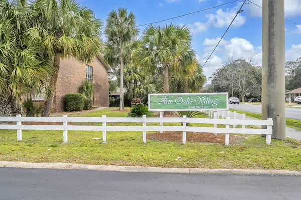 615 Colonial Drive #UNIT 1, Fort Walton Beach, FL 32547