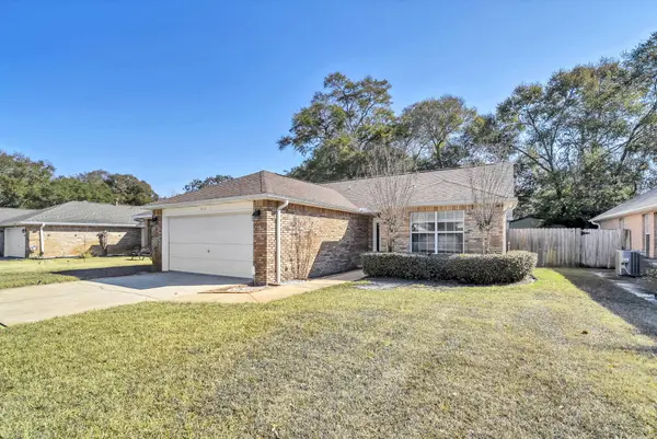 835 Whitrock Lane, Fort Walton Beach, FL 32547