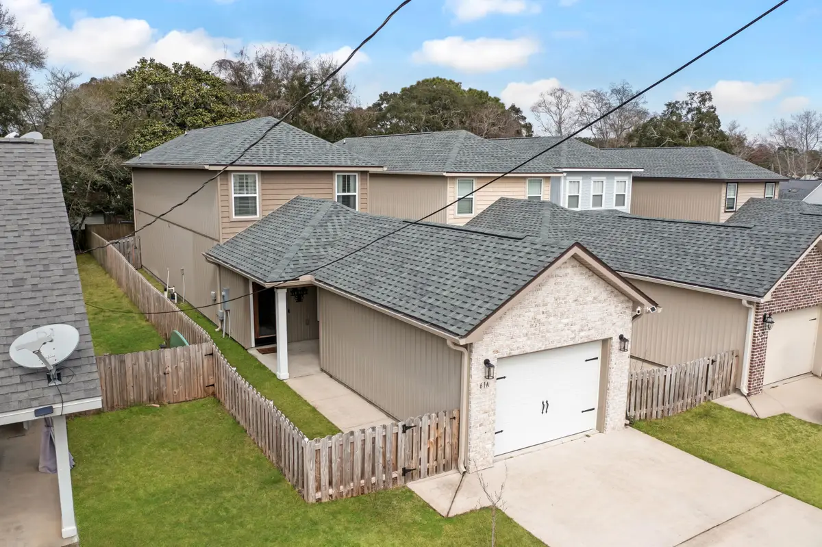 61A 9th Avenue, Shalimar, FL 32579 - #1