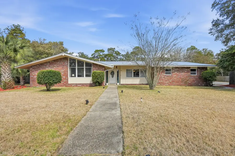 13 Japonica Lane, Shalimar, FL 32579 - #2