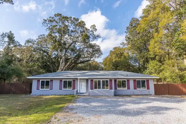 30 Hancock Lane, Pensacola, FL 32503