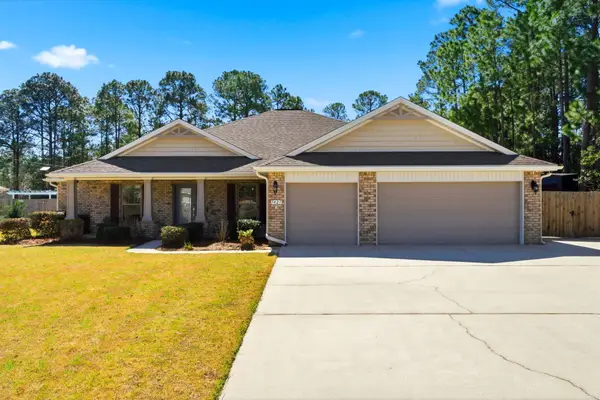 7427 Brewster Street, Navarre, FL 32566