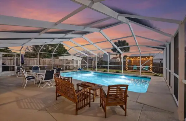 110 Austin Court, Mary Esther, FL 32569