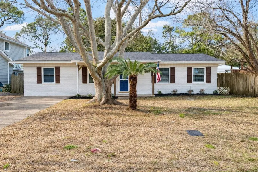 109 3rd Avenue, Shalimar, FL 32579 - #2
