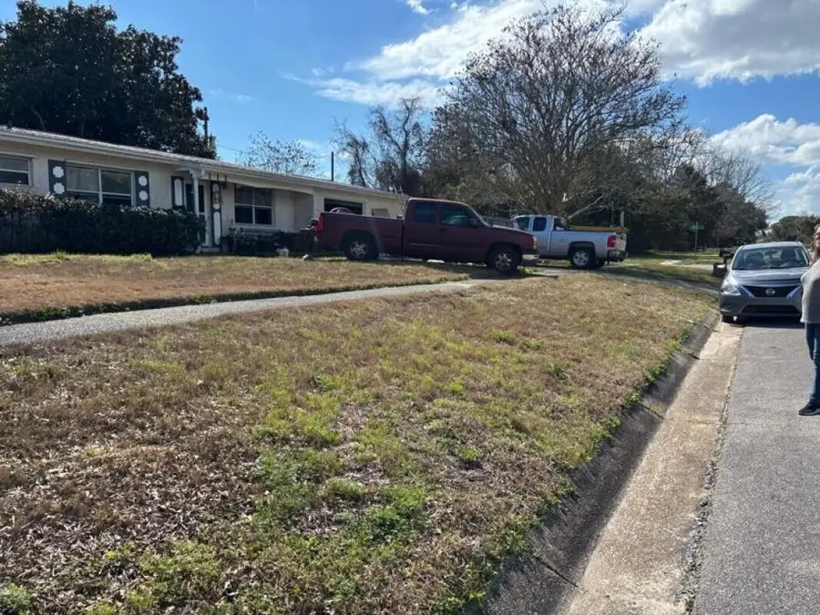 111 N Lorraine Drive, Mary Esther, FL 32569 - #2