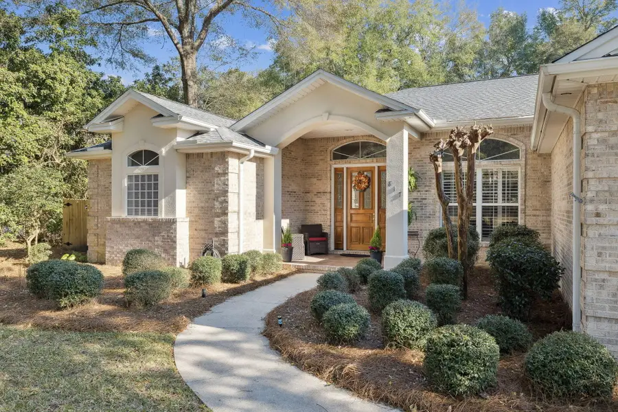 817 Coldwater Creek Circle, Niceville, FL 32578 - #2