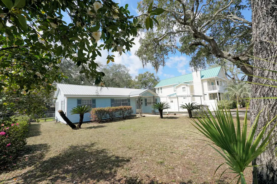 116 Edge Avenue, Valparaiso, FL 32580 - #3