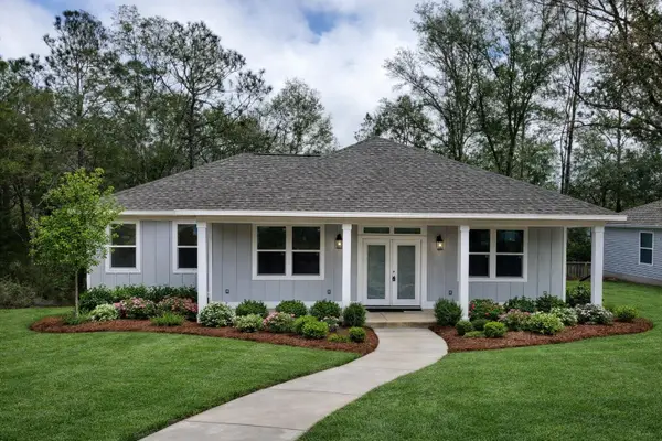 100 Windsor Drive, Crestview, FL 32539