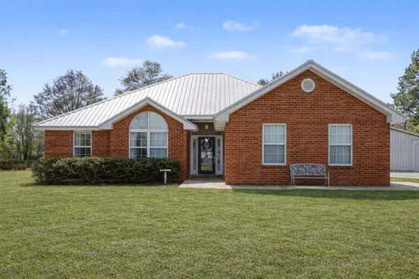 1582 Greenwood Road, Baker, FL 32531