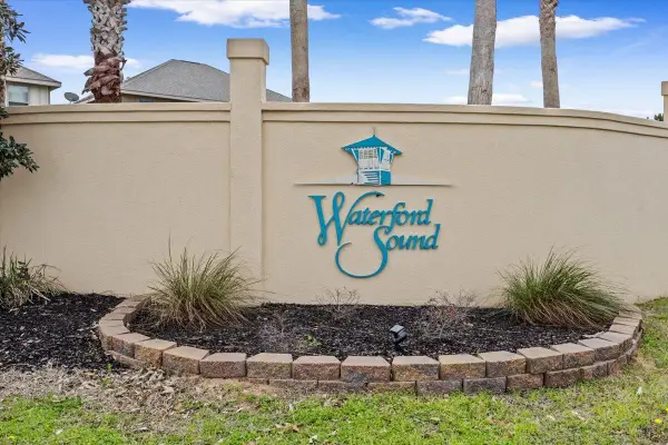 1713 Waterford Sound Boulevard, Gulf Breeze, FL 32563