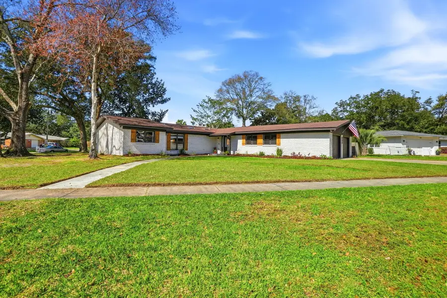 609 NE Powell Drive, Fort Walton Beach, FL 32547 - #2