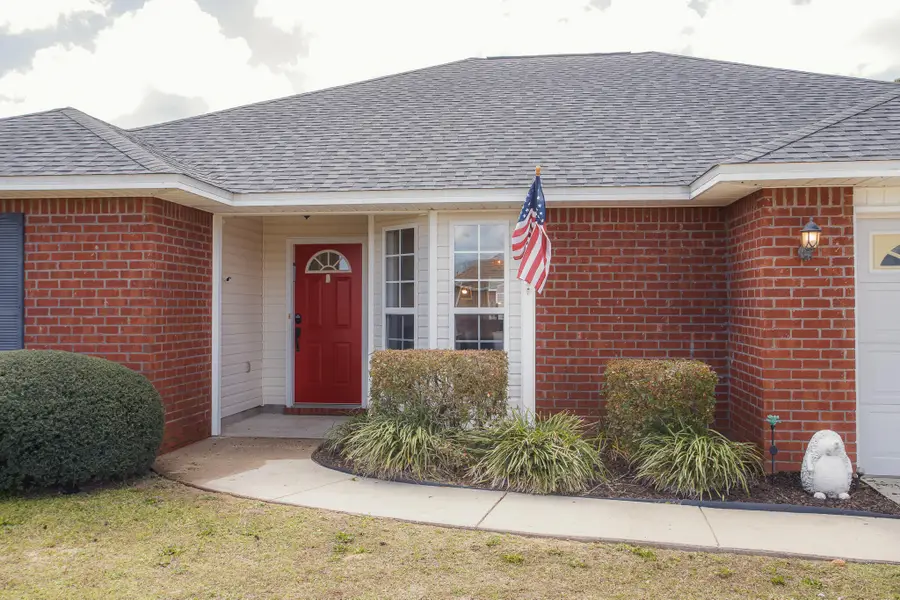 2233 Lewis Street, Crestview, FL 32536 - #3