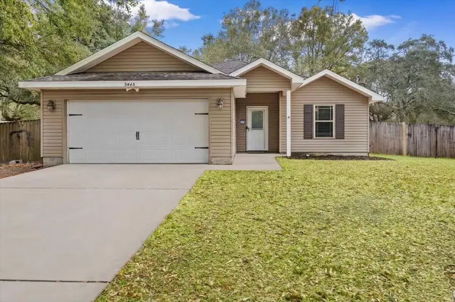 8445 Rynes Circle, Navarre, FL 32566 - #2