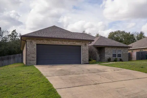 5182 Rabbit Run, Crestview, FL 32539