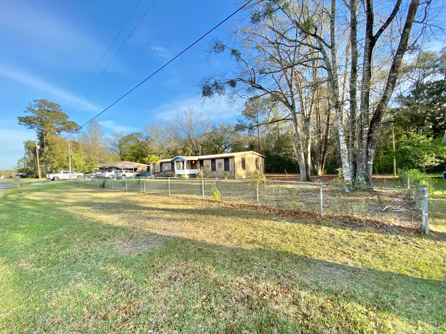 46 Andy Drive, Freeport, FL 32439 - #2