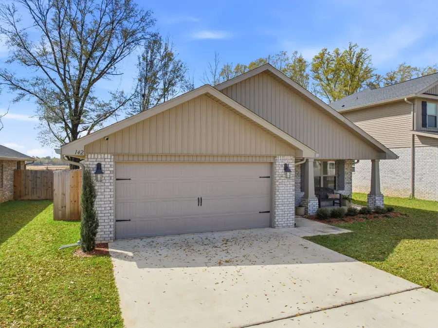 142 Ridgeway Circle, Crestview, FL 32536 - #3