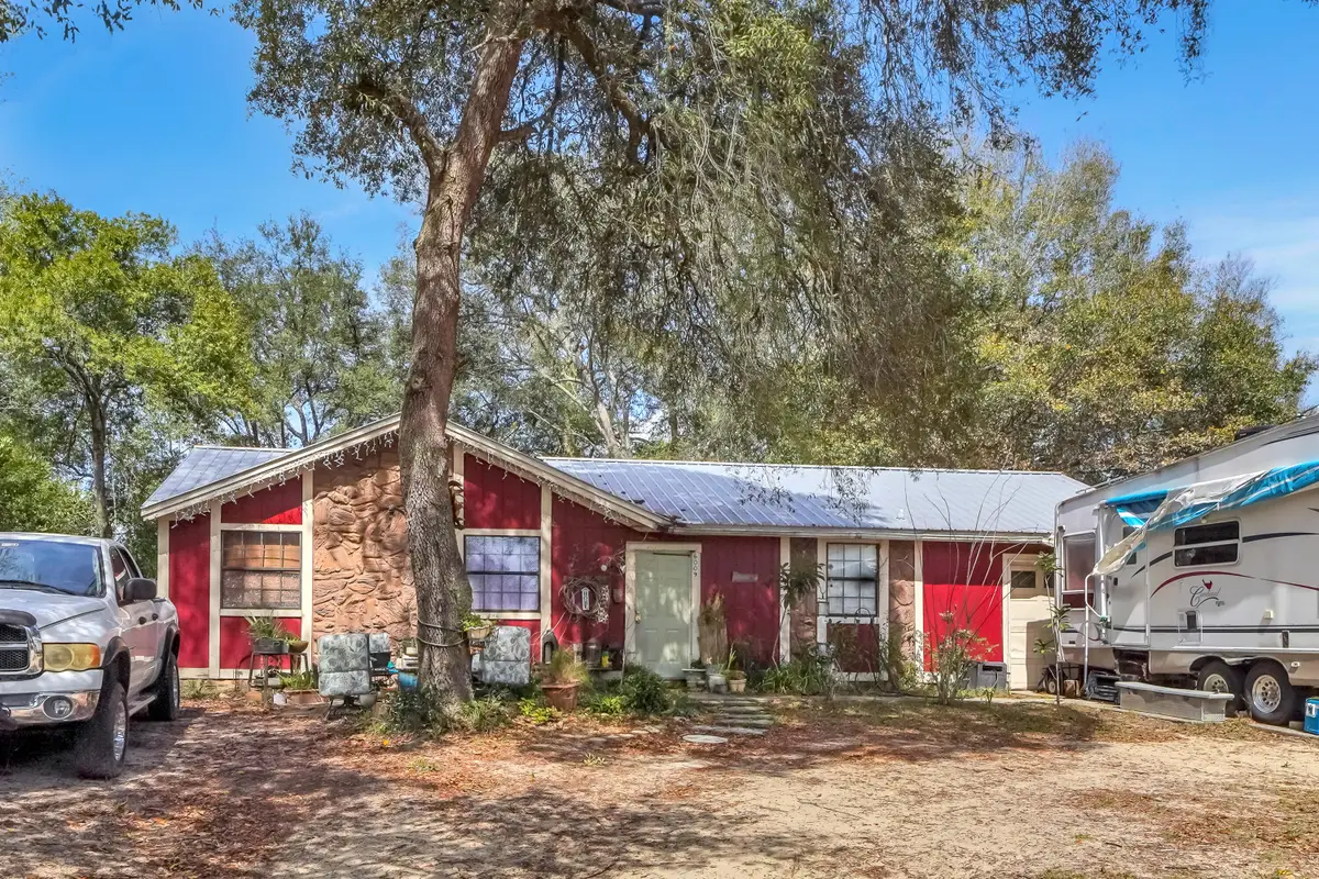 6009 Syrcle Avenue, Milton, FL 32570 - #1