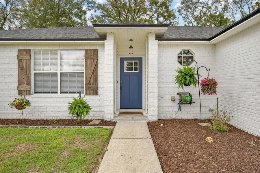 4331 Crosswinds Drive, Milton, FL 32583 - #3