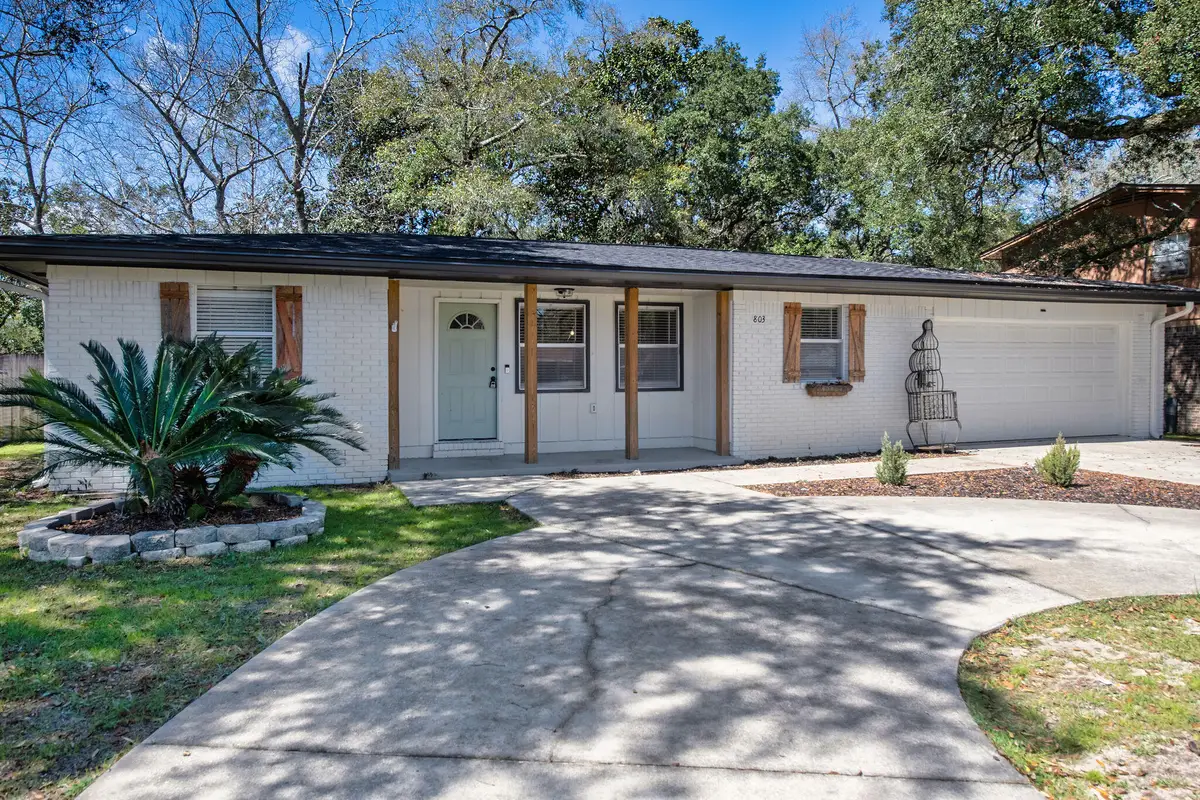 803 Linden Avenue, Niceville, FL 32578 - #1
