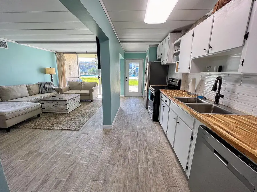 300 SW Miracle Strip Parkway #1E, Fort Walton Beach, FL 32548 - #3