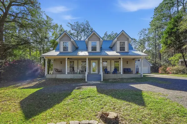 675 Spring Lake Road, DeFuniak Springs, FL 32433