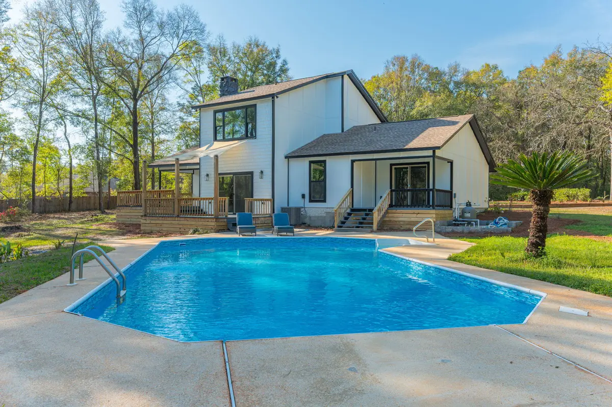 2787 Lake Silver Road, Crestview, FL 32536 - #1